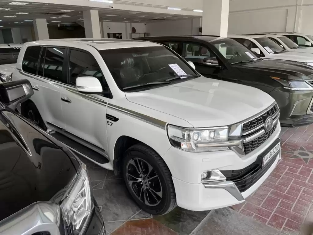 用过的 Toyota Land Cruiser 出售 在 多哈 #13179 - 1  image 